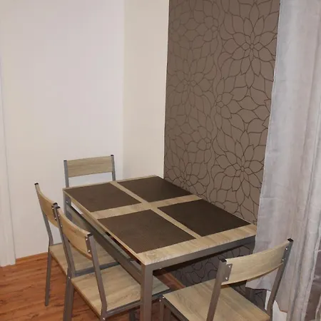 Suterénový V Centre Apartmán *