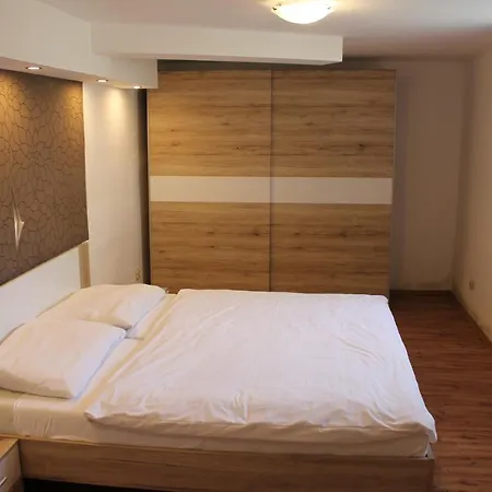 Suterénový V Centre Apartmán Piest'any